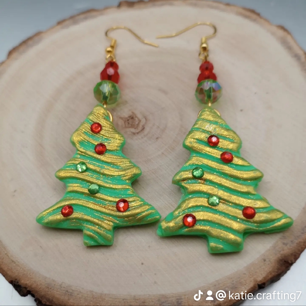 Christmas tree earrings
